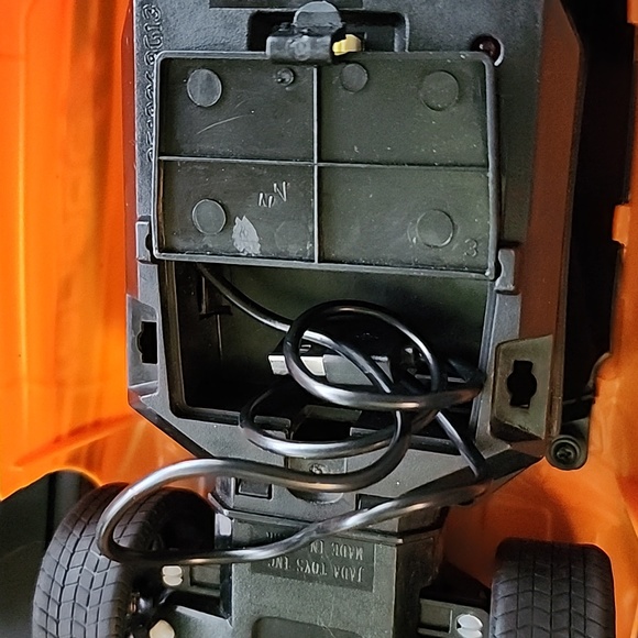 Jada Toys JDM Tuners Orange 1995 Toyota Supra R/C - Picture 8 of 9